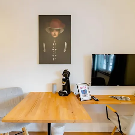 Komfortables Doppelzimmer In Kehl Goldscheuer - 1A Guesthouse Экстерьер фото