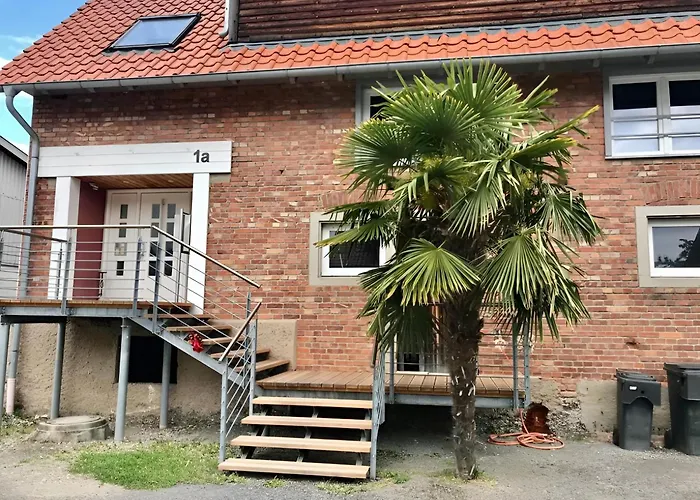 Komfortables Doppelzimmer In Kehl Goldscheuer - 1A Guesthouse